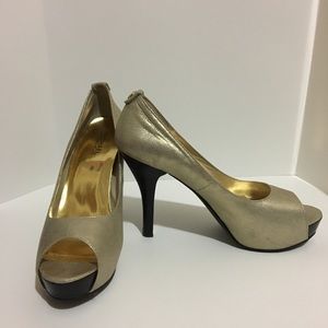 Michael Kors gold and silver heels!!